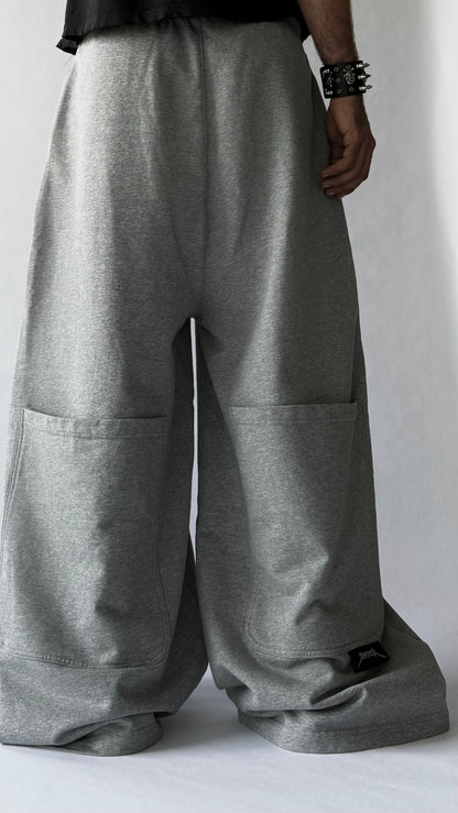 BIG POCKET SWEATPANTS - GREY